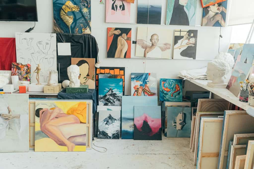 How to Pack Artwork for Moving: Paintings, Prints, and Mirrors